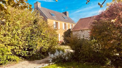1 - Lesneven, House