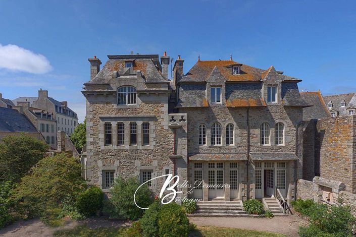 Image No.1-Maison de 10 chambres à vendre à Roscoff