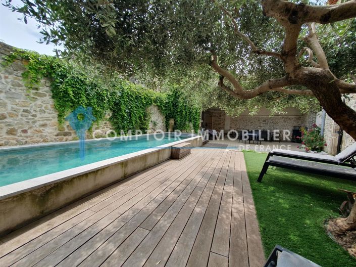 Image No.1-5 Bed House for sale