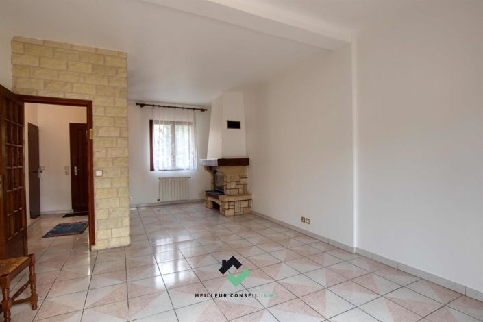 Image No.1-5 Bed House for sale