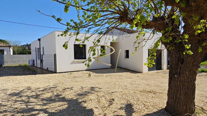 Image No.1-3 Bed House for sale