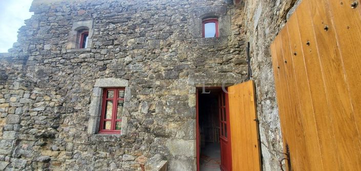 Image No.1-Propriété de 4 chambres à vendre à Saint-Paul-le-Jeune