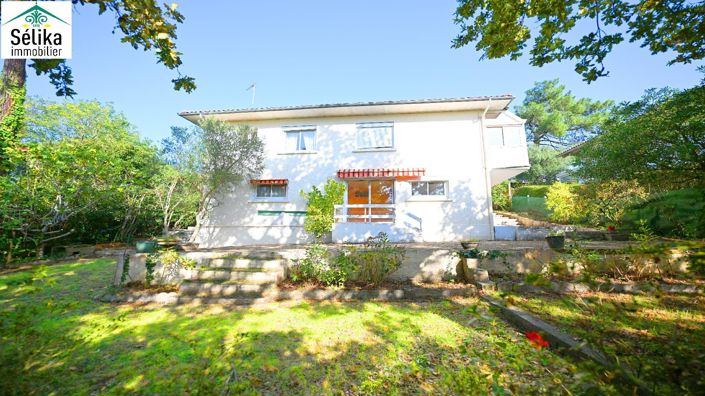 Image No.1-5 Bed House for sale