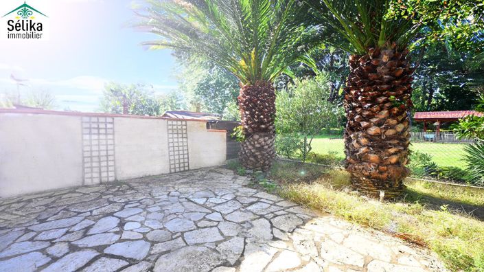 Image No.1-2 Bed House for sale