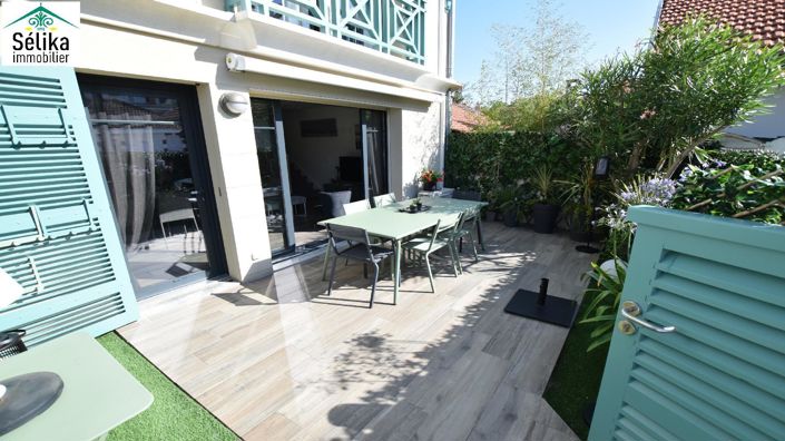 Image No.1-2 Bed House for sale