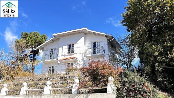 Image No.1-5 Bed House for sale