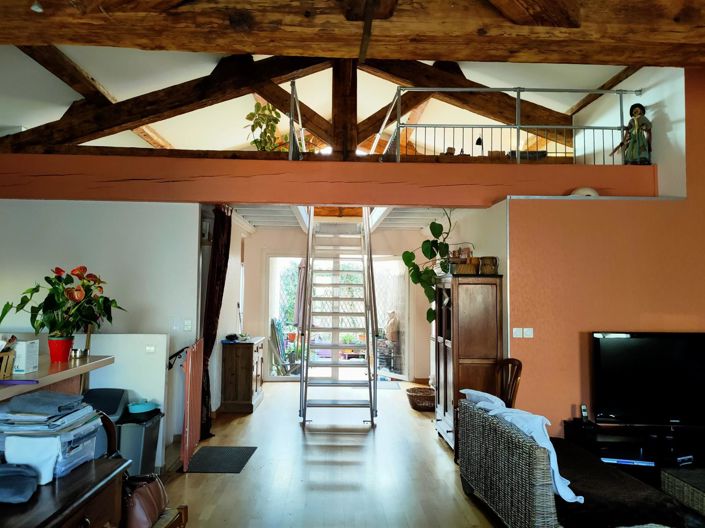 Image No.1-3 Bed House for sale