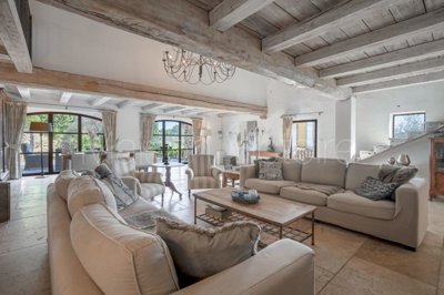 1 - L'Isle-sur-la-Sorgue, Maison