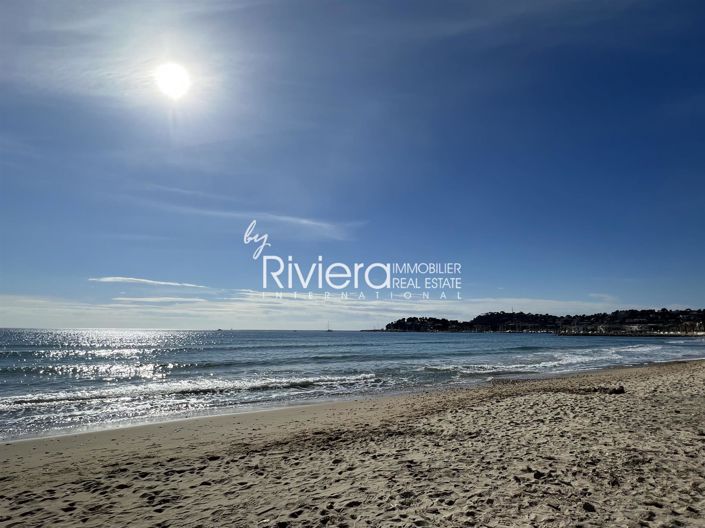 Image No.1-Appartement de 2 chambres à vendre à Cavalaire-sur-Mer