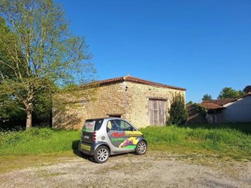 1 - Chasseneuil-sur-Bonnieure, House
