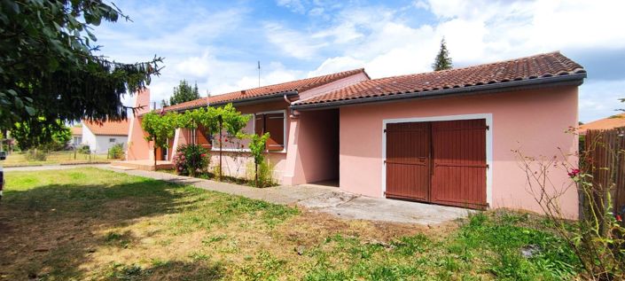 Image No.1-3 Bed House for sale