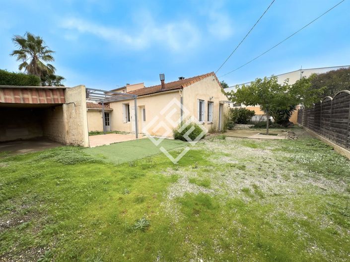 Image No.1-2 Bed House for sale