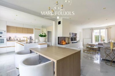 1 - Apremont, House