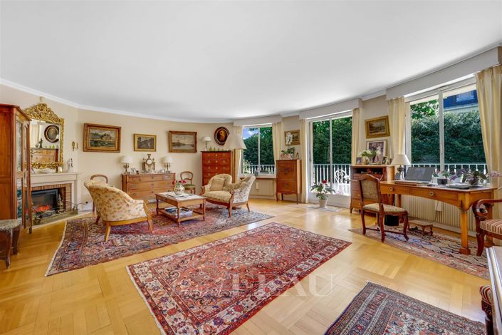 Image No.1-3 Bed Apartment for sale