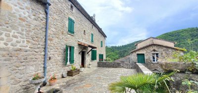 1 - Rocles, Maison