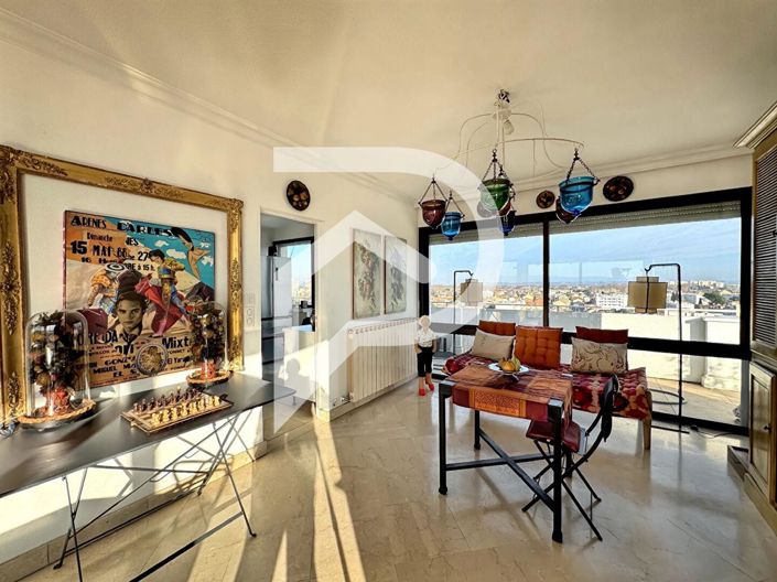 Image No.1-4 Bed Apartment for sale