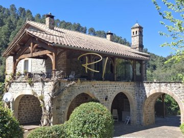 1 - Les Vans, House
