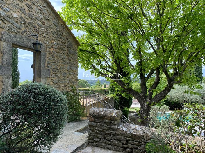 Image No.1-6 Bed House for sale