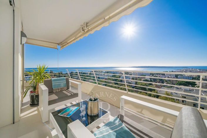 Image No.1-3 Bed Apartment for sale