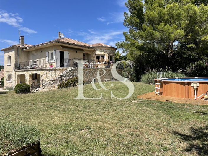 Image No.1-4 Bed House for sale