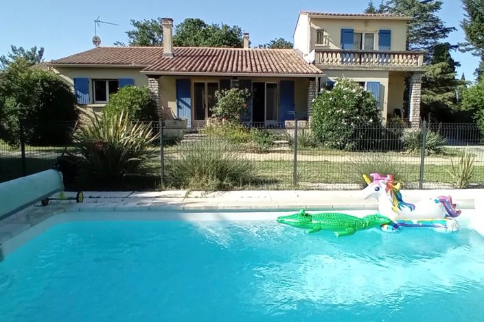 Image No.1-4 Bed House for sale