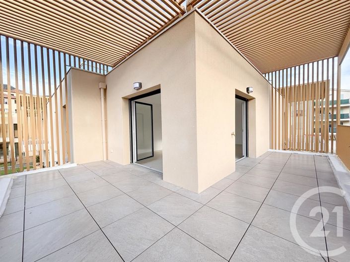Image No.1-3 Bed Apartment for sale