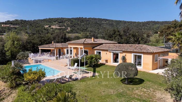 Image No.1-6 Bed House for sale
