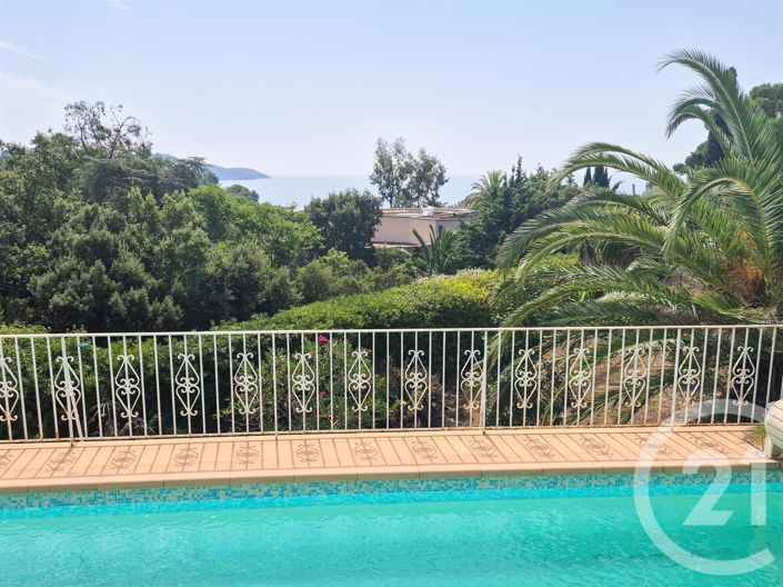 Image No.1-3 Bed House for sale