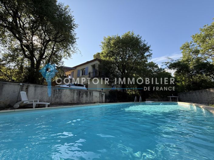 Image No.1-5 Bed House for sale