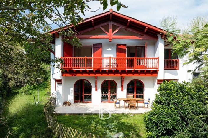 Image No.1-Maison de 4 chambres à vendre à Saint-Jean-de-Luz