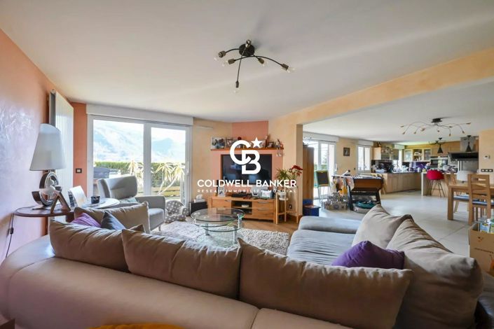 Image No.1-3 Bed Apartment for sale