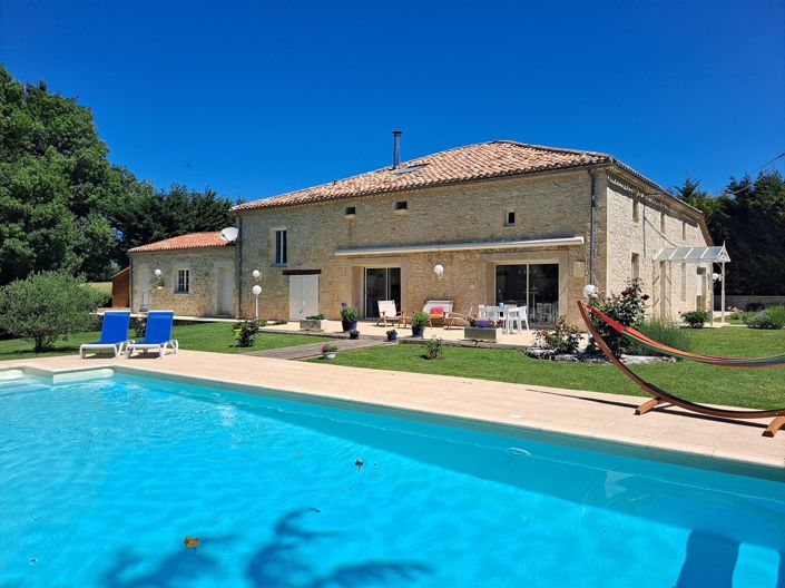 Image No.1-5 Bed House for sale
