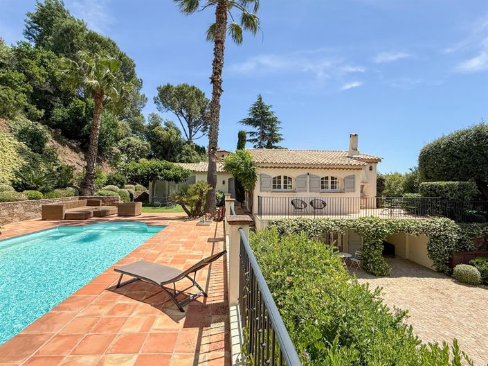 Image No.1-4 Bed House for sale