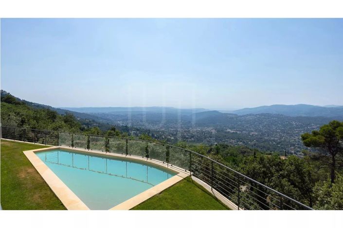 Image No.1-4 Bed House for sale