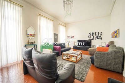 1 - Nîmes, House