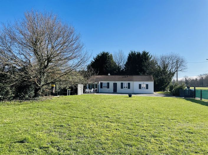 Image No.1-4 Bed House for sale
