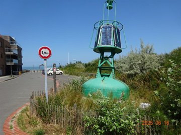 akvueu73m28hkkbr12