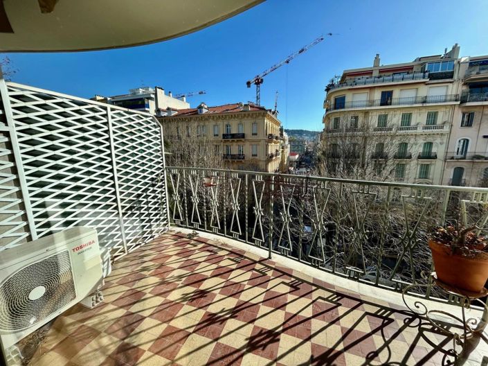 Image No.1-2 Bed Apartment for sale