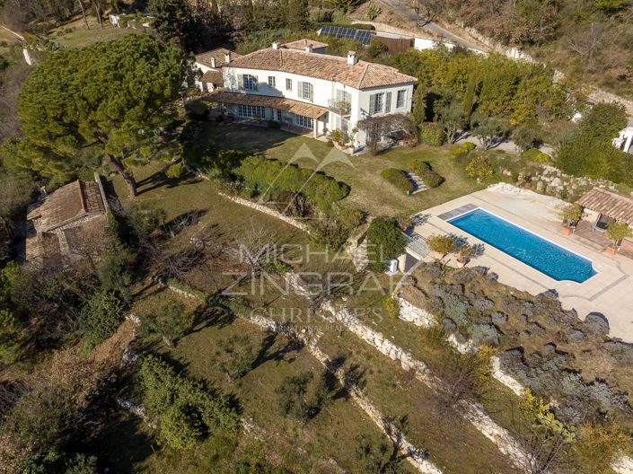 Image No.1-6 Bed House for sale