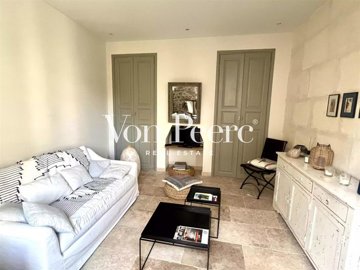 1 - Boulbon, Appartement