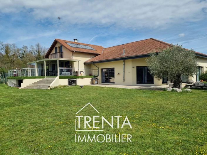 Image No.1-3 Bed House for sale