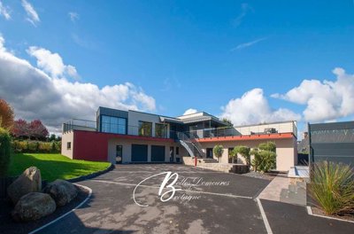 5 Bed House for sale