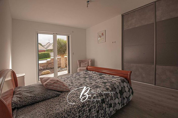 Image No.15-5 Bed House for sale