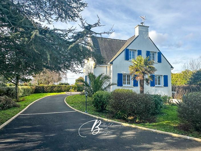 Image No.1-5 Bed House for sale