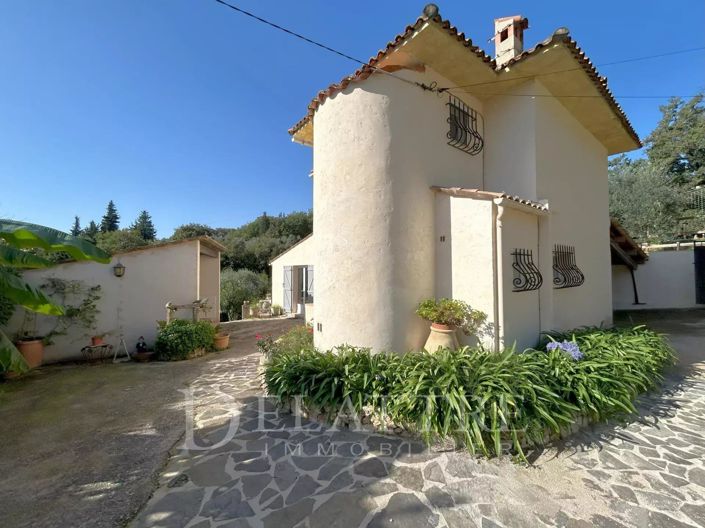 Image No.1-3 Bed House for sale