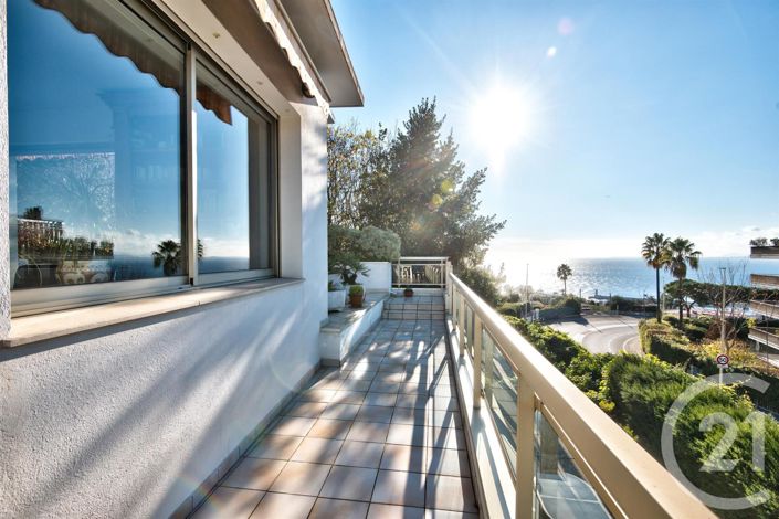 Image No.1-4 Bed House for sale