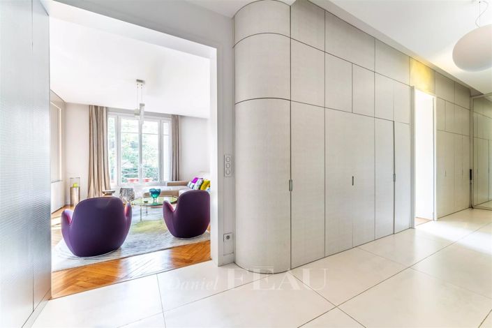 Image No.11-3 Bed Apartment for sale