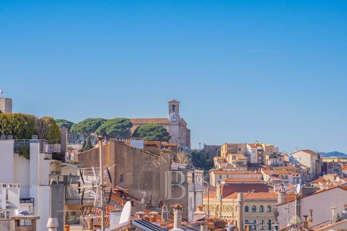 Image No.8-3 Bed Apartment for sale