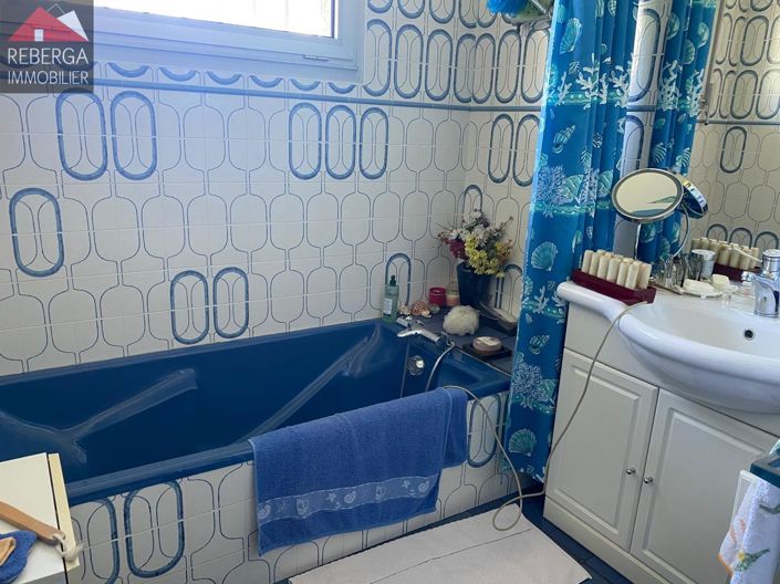 Image No.17-4 Bed House for sale