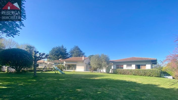 Image No.24-4 Bed House for sale